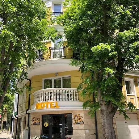 Art Boutique 2* וארנה